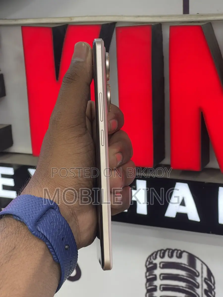 Realme 15 pro 5G (8-256) (Used)