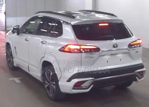 Toyota Corolla Cross Z LEATHER PKG PEARL 2023