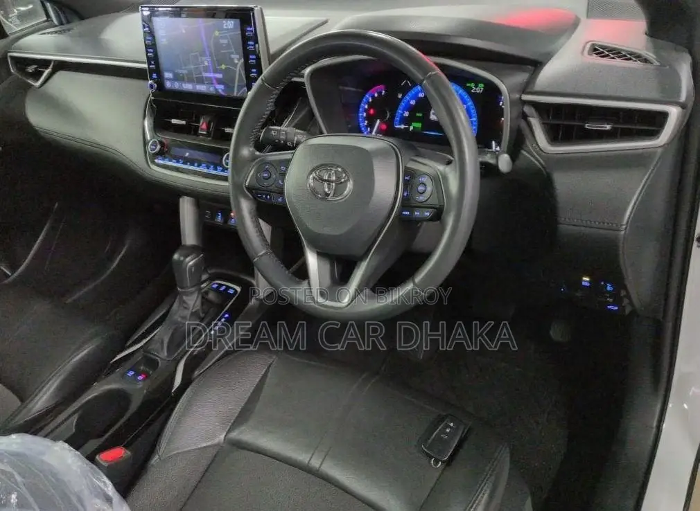 Toyota Corolla Cross Z LEATHER PKG PEARL 2023