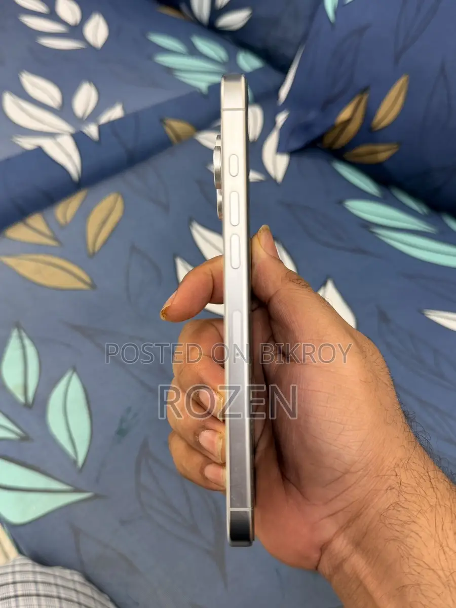 Apple iPhone 16 Pro Max (Used)