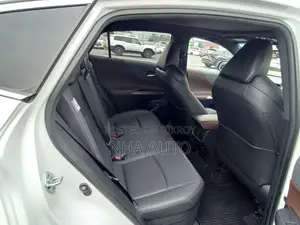 Toyota Harrier Hybrid 2023