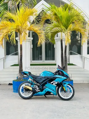 Yamaha R15 V3 Movistar ` 2021