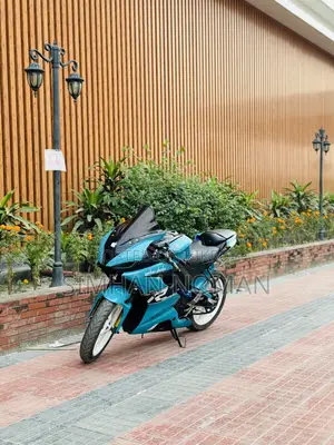 Yamaha R15 V3 Movistar ` 2021