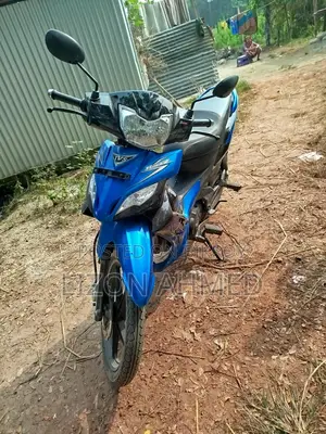 TVS Rockz 125 . 2024