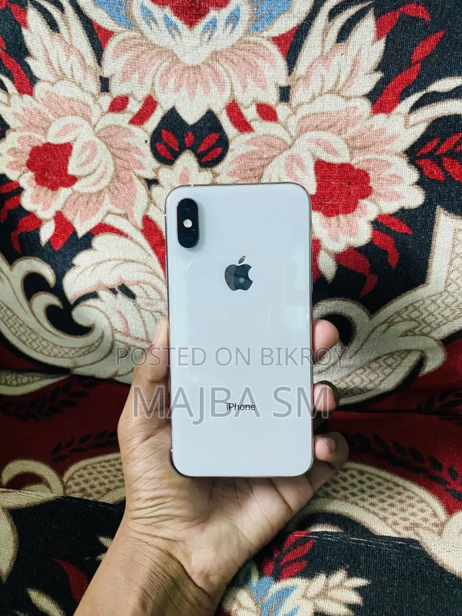Apple iPhone XS (Used)