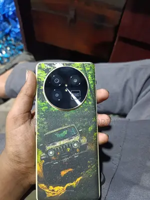 Hallo 100 (Used)