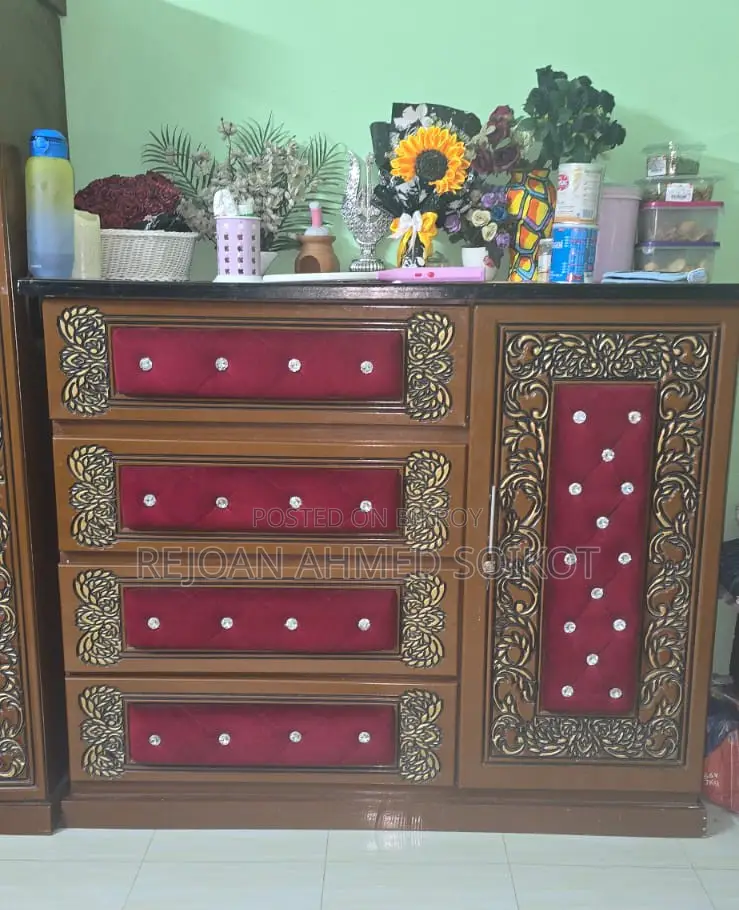 Bed Room Furniture Set