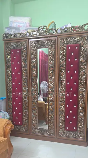 Bed Room Furniture Set