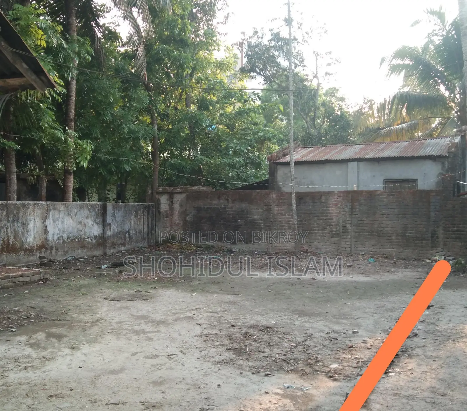 কুয়েট সংলগ্ন টিনশেড বাড়িসহ নিষ্কণ্টক ৩.৫০ শতক জমি বিক্রয়
