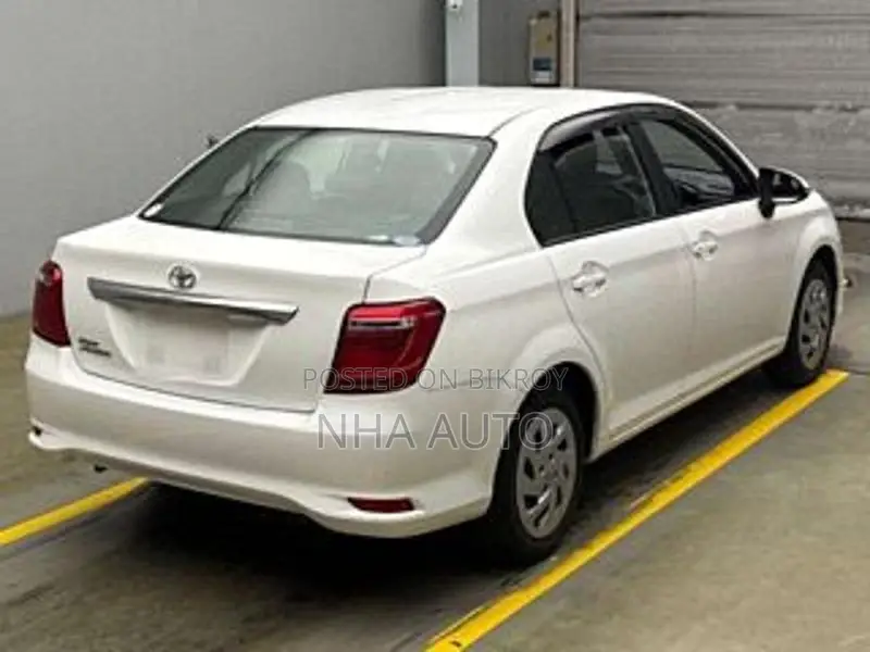 Toyota Axio EX NON HYBRID 2020