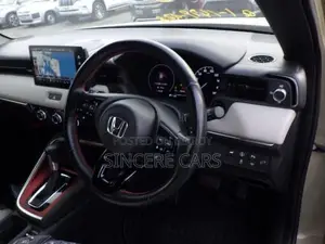 Honda Vezel E PLAY PKG 4.5 POINT 2020