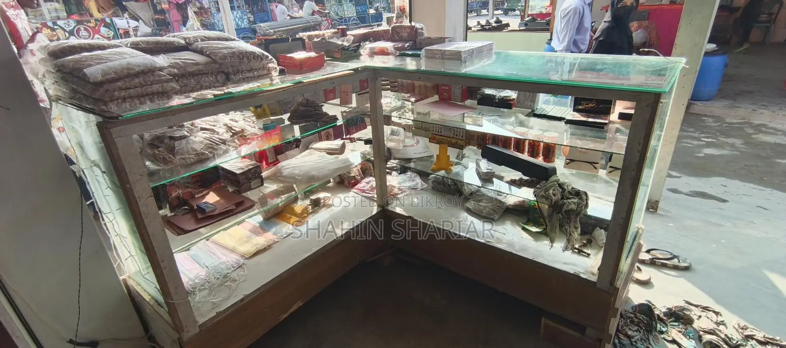 Glass Counter, Glass Rack, Partex Table, Partex Rack, Wooden Table and Rack