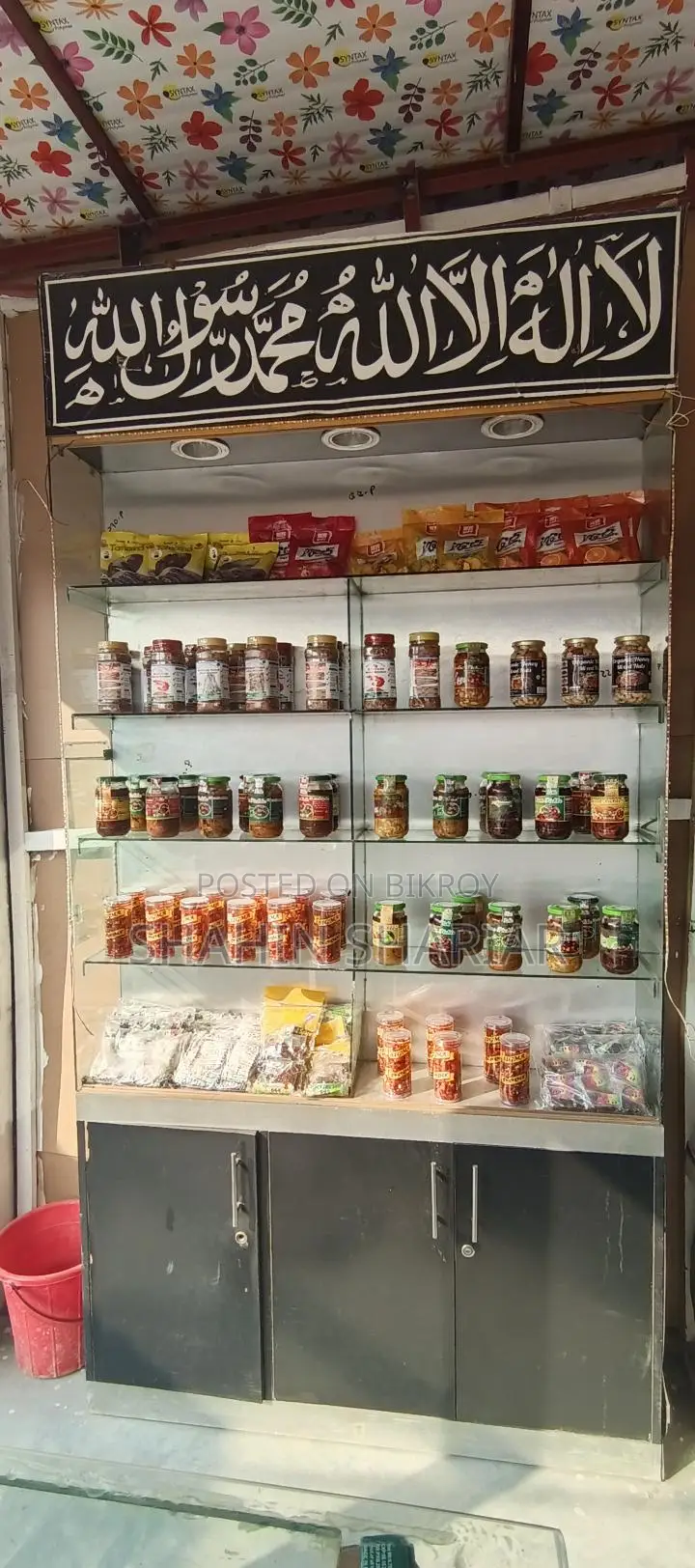 Glass Counter, Glass Rack, Partex Table, Partex Rack, Wooden Table and Rack