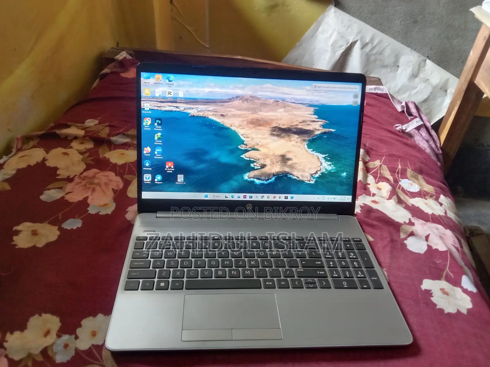 Laptop used for a very short time.