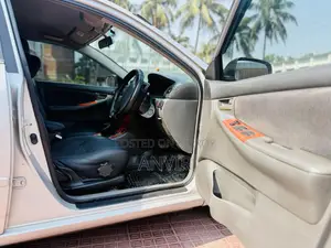 Toyota Corolla g 2003