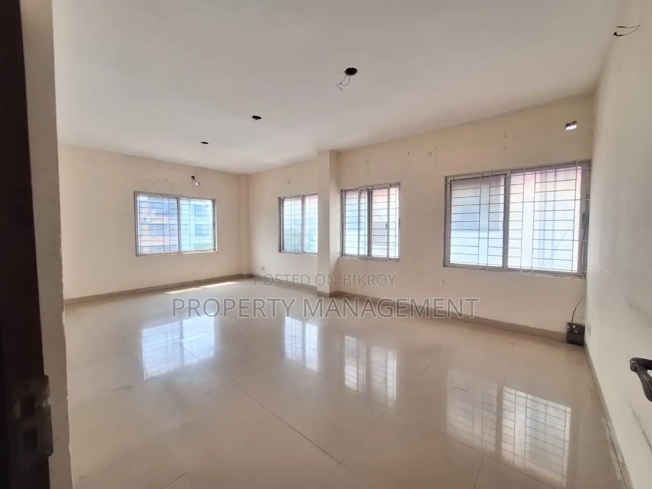 3200Sqft Office Space Rent Mohakhali DOHS Nice View