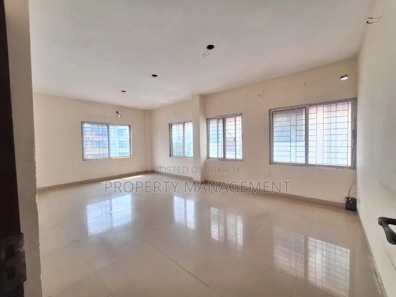 3200Sqft Office Space Rent Mohakhali DOHS Nice View