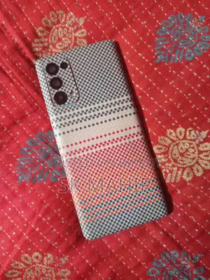 Oppo Reno 5 256 GB Gold