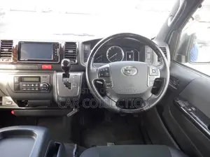 Toyota Hiace Super GL Dark Prime2 2021