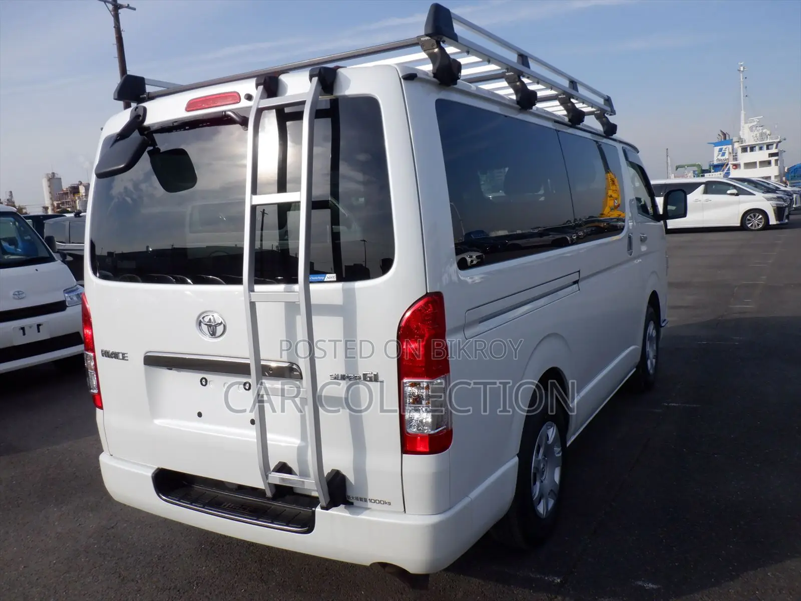 Toyota Hiace Super GL Dark Prime2 2021