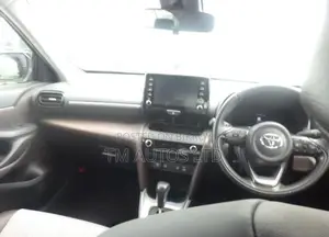 Toyota Yaris Cross Z PKG , 4.5 PEARL 2021