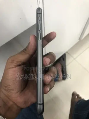 Apple iPhone 11 (Used)