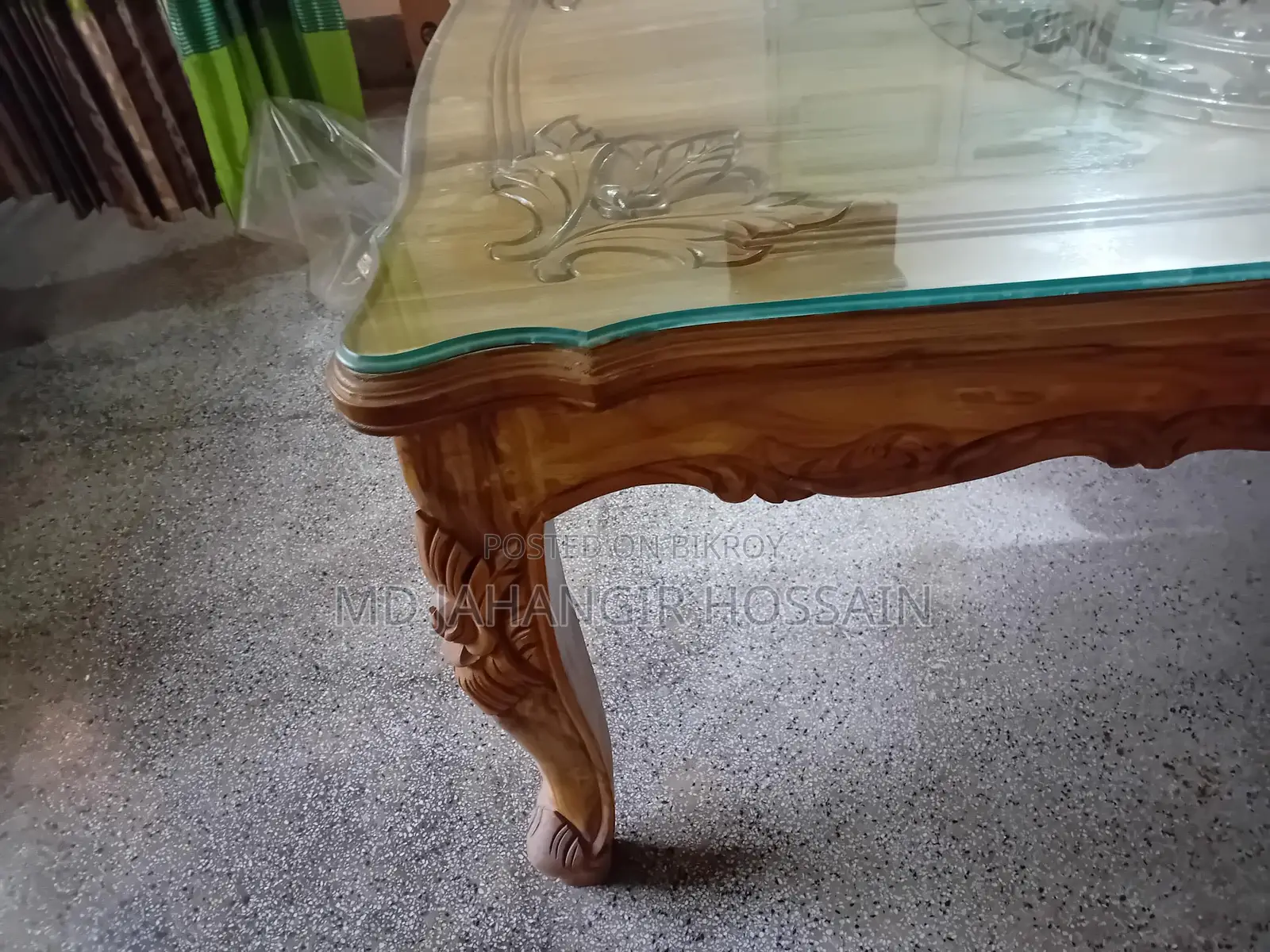 সেগুন কাঠের ডাইনিং টেবিল