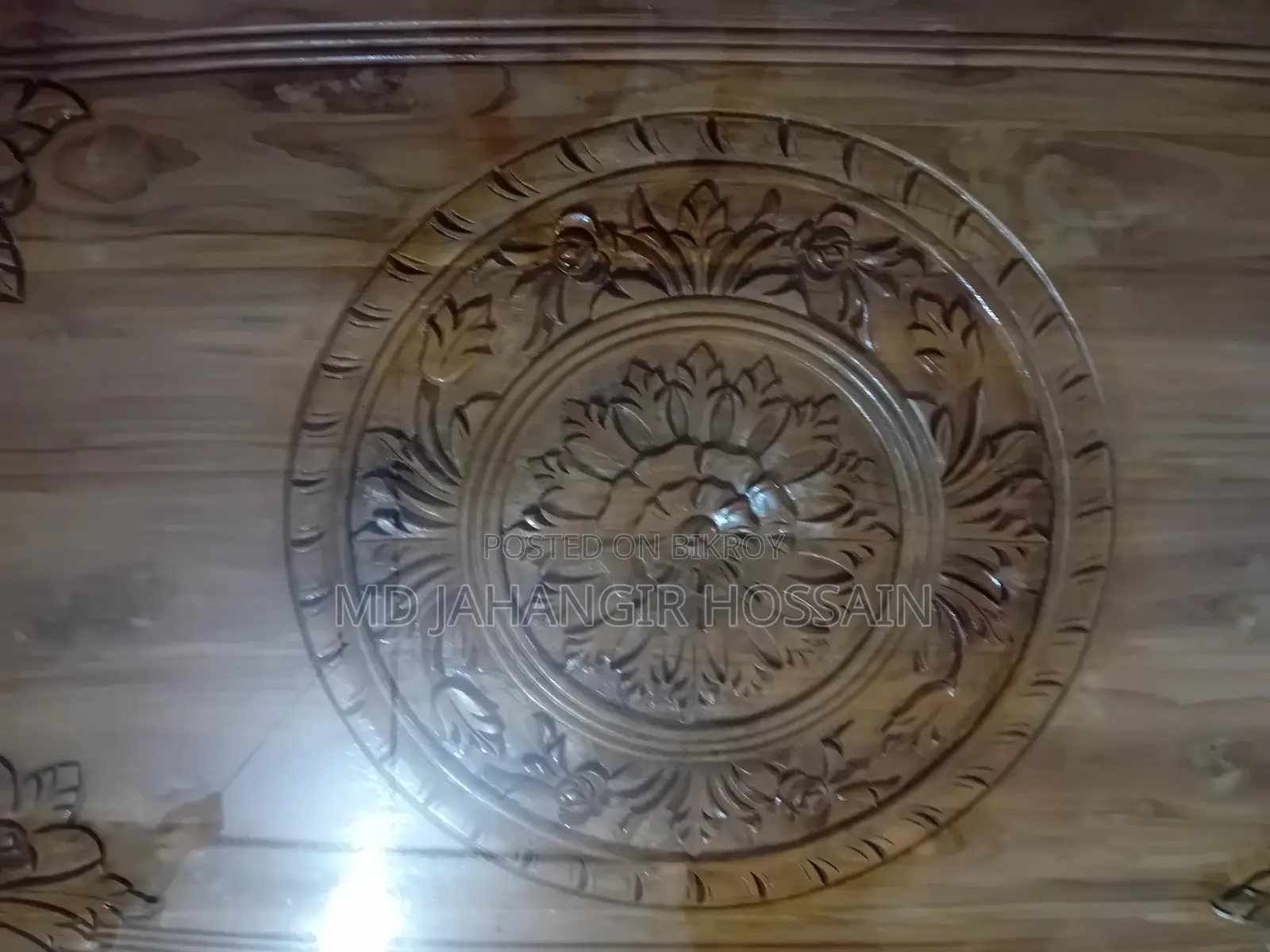 সেগুন কাঠের ডাইনিং টেবিল