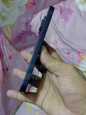 Apple iPhone 14 (Used)