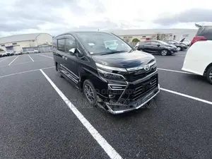 Toyota Voxy ZS KIRAMIKE 3 BLACK 2021