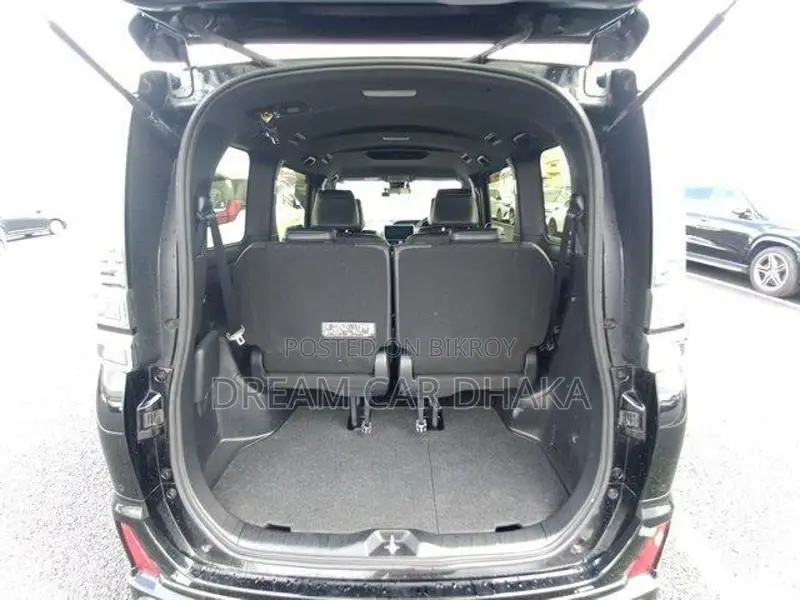Toyota Voxy ZS KIRAMIKE 3 BLACK 2021