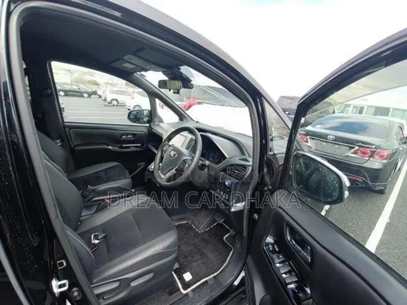 Toyota Voxy ZS KIRAMIKE 3 BLACK 2021