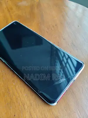 Samsung Galaxy S10 (Used)