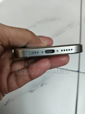 Apple iPhone 15 Pro (Used)