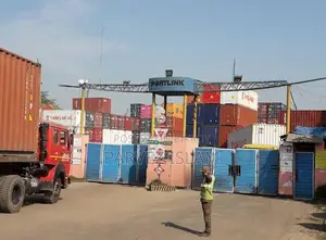 Helper for Container Loading and Unloading