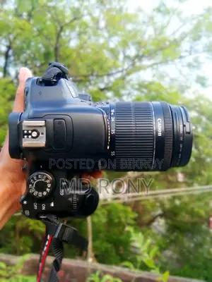 Canon 700d with kit lens