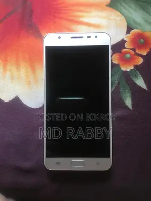Samsung Galaxy J7 Prime . (Used)