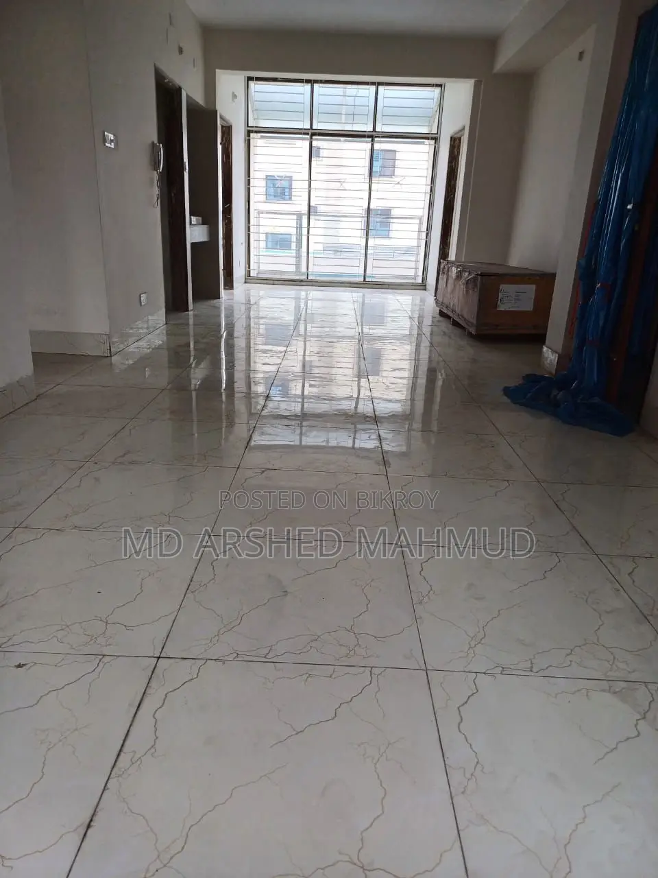 বসুন্ধরা এল ব্লকে ১৫৫৫ বর্গফুটের রেডি ফ্ল্যাট বিক্রয় হবে