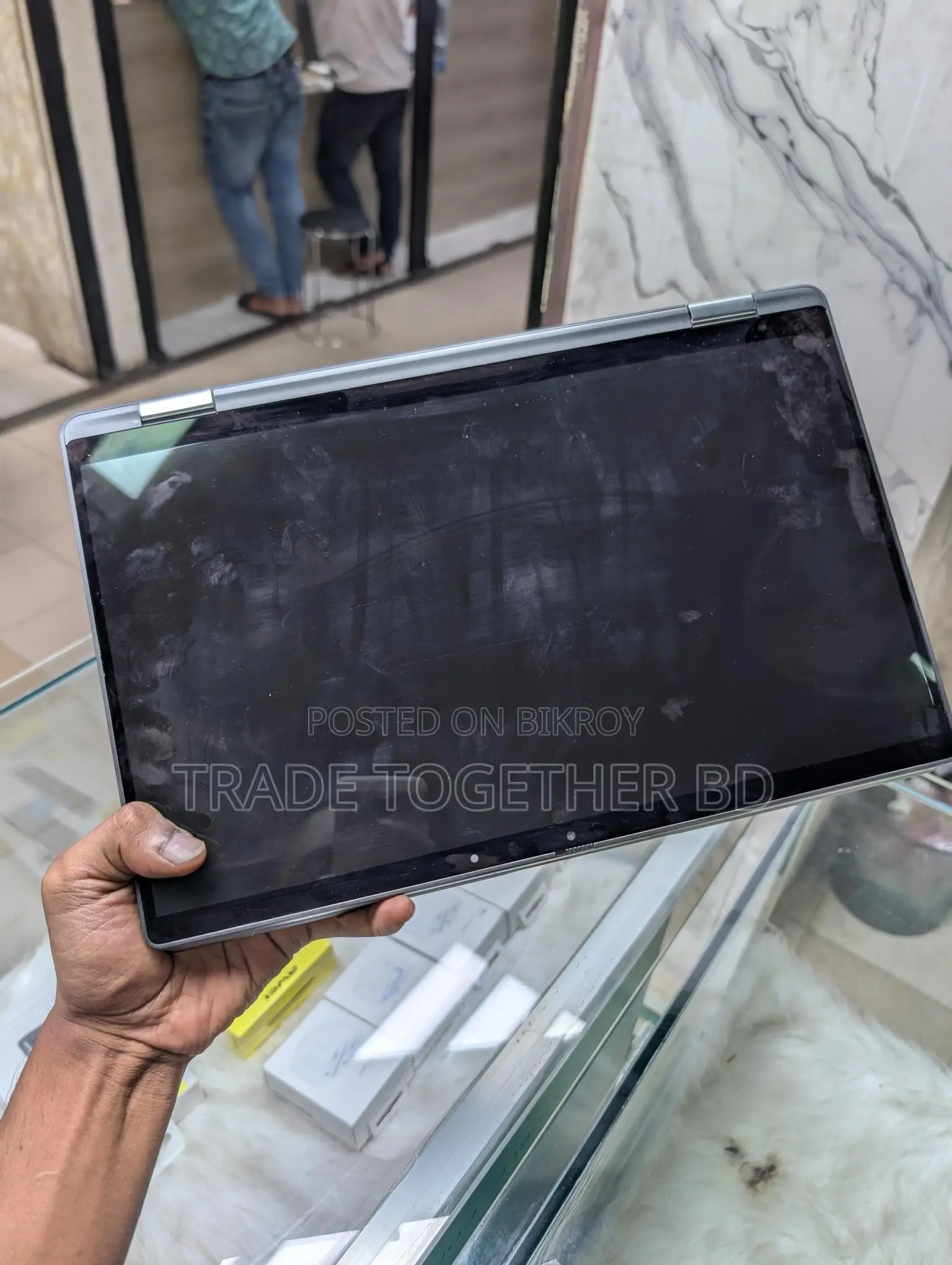 Dell 7420 i7 11th gen touch screen