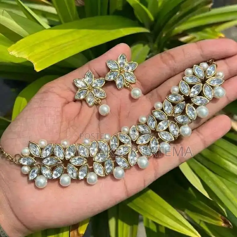 Stylish Jewelry Set