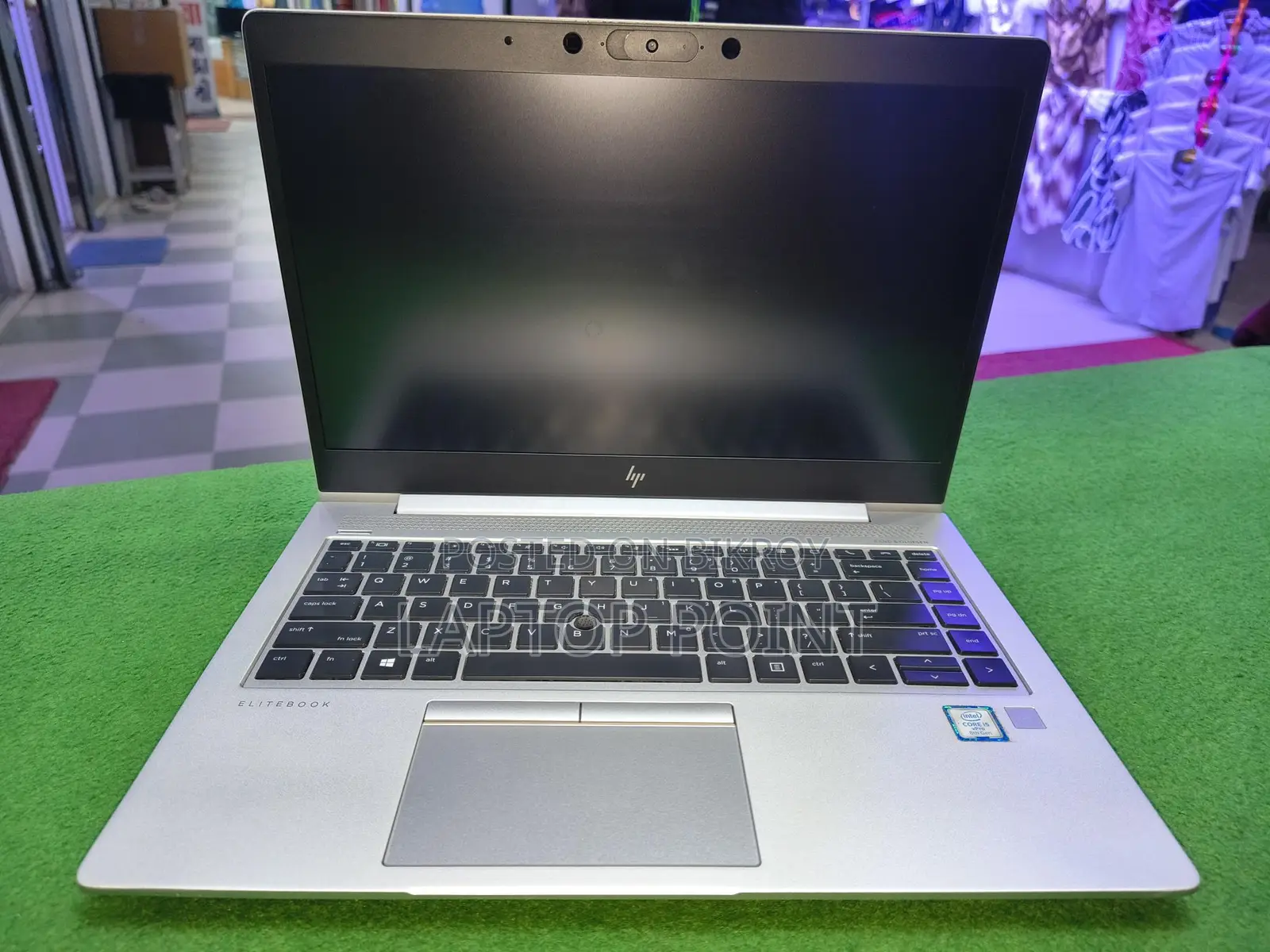 HP core i5 8gen: 256 ssd, 8gb ram, Touch skin display