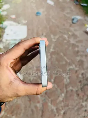 Apple iPhone 12 (Used)