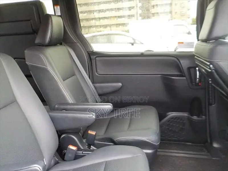 Toyota Esquire Gi Package 2020