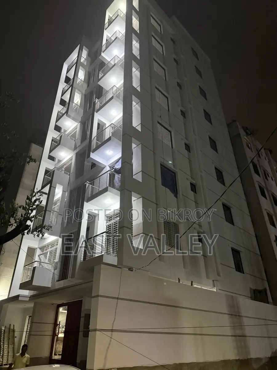 SALE I Block 1500 sqft flat