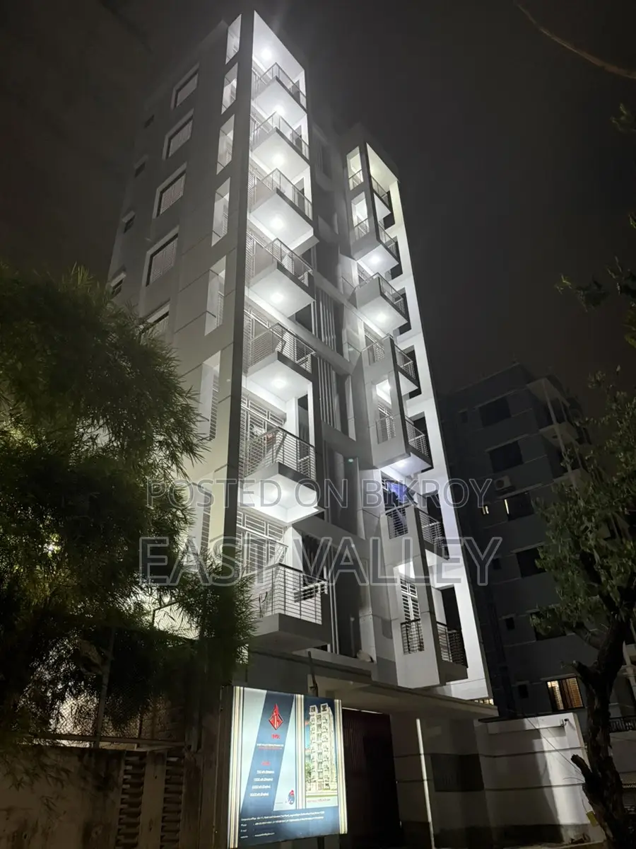 SALE I Block 1500 sqft flat