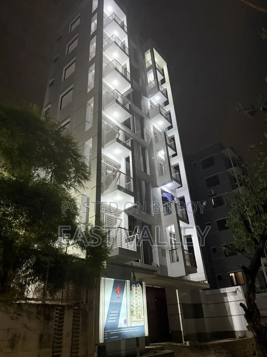 SALE I Block 1500 sqft flat