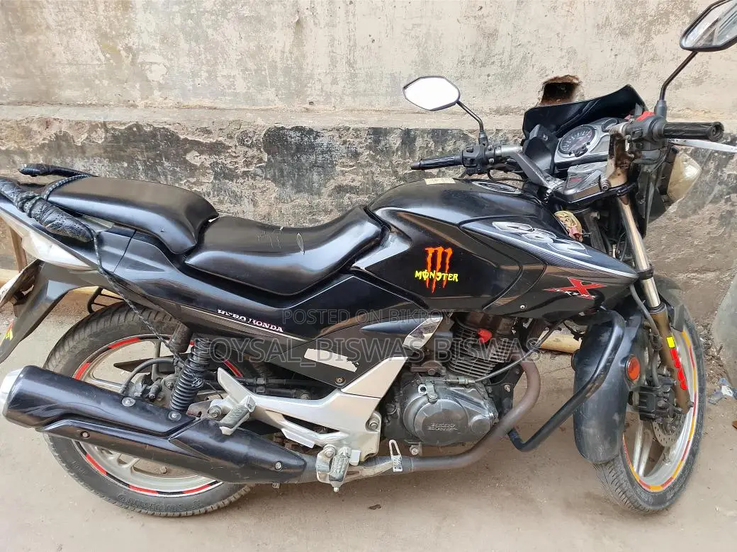 Hero CBZ Xtrem 2014