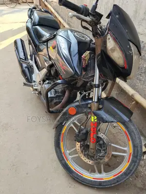 Hero CBZ Xtrem 2014