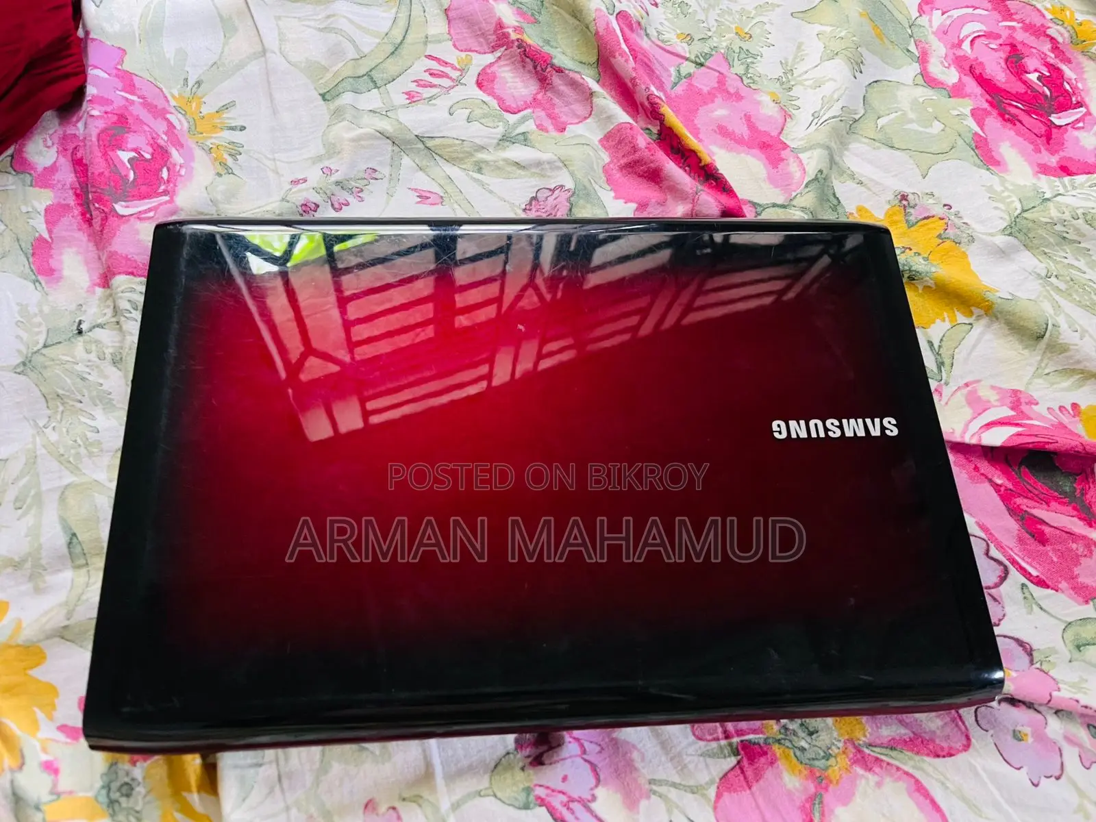 Super fast, Core i5 >> 4GB RAM >> 256 SSD