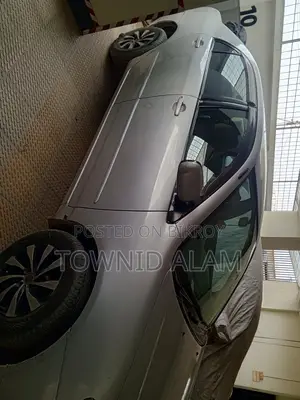 Toyota Corolla . 2003